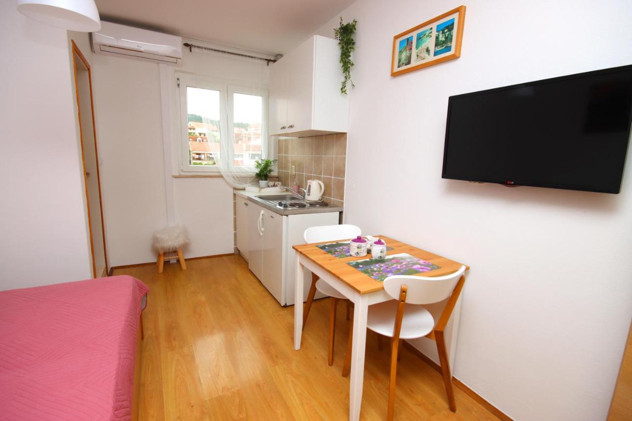 Apartment Nina